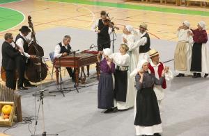 8.MEDNARODNI FOLKLORNI FESTIVAL 28 FOTO LJUBO VUKELIČ